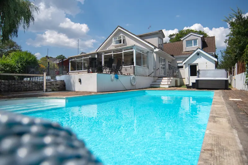 The Plymouth Pool House photo 1