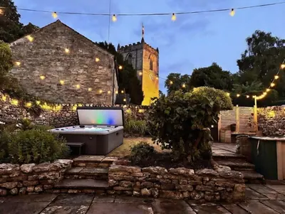 Bridge House Hot Tub Retreat - Kettlewell, Skipton