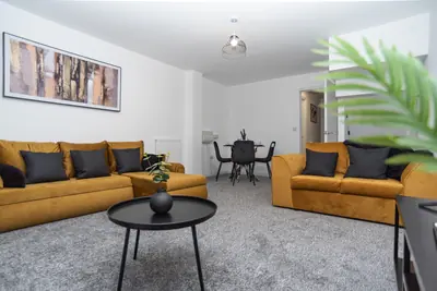 Hawthorne House - Central Telford, Telford